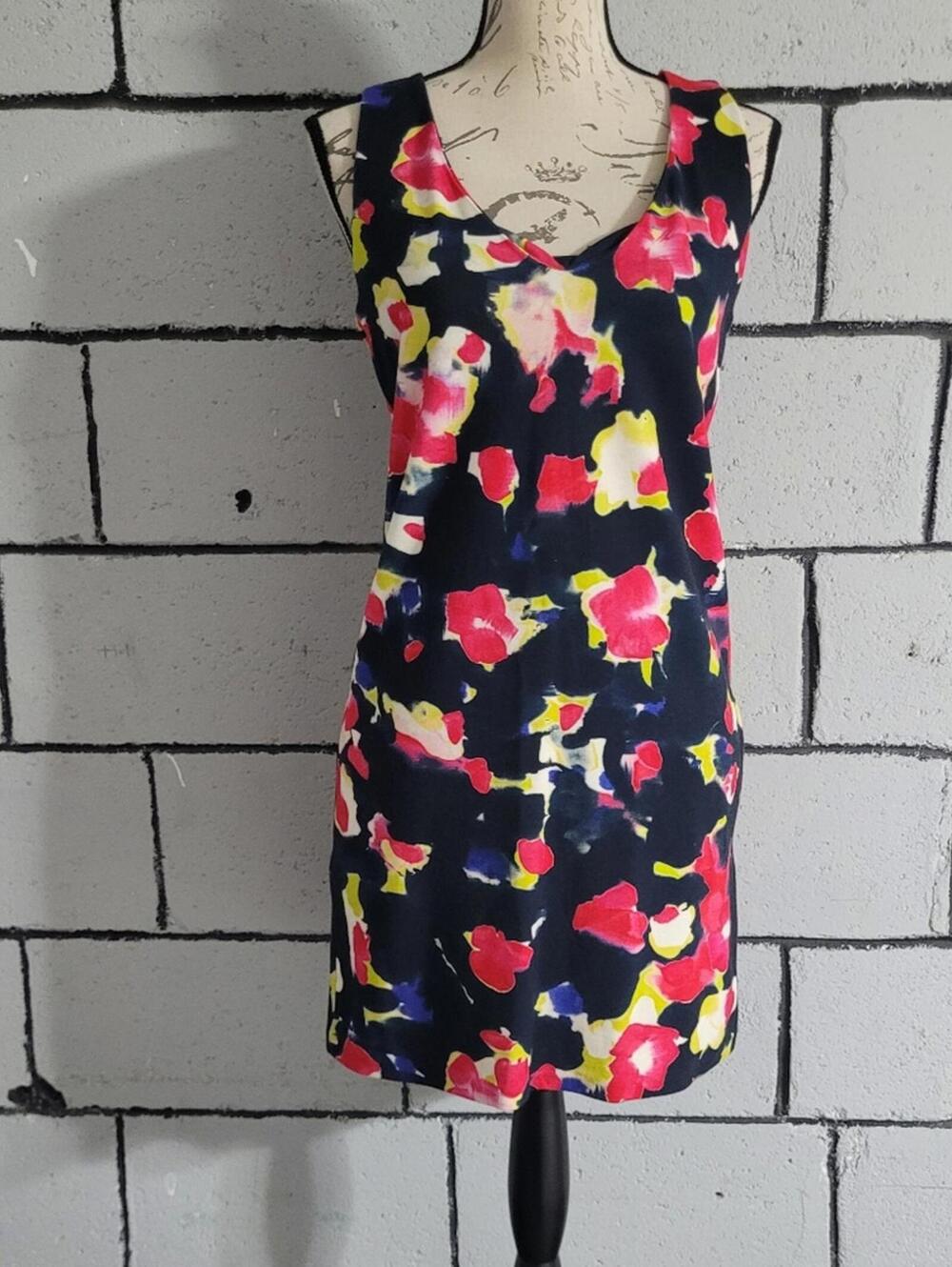 BUNDLE SALE!  FRENCH CONNECTION Floral Sleeveless Dress Size 8